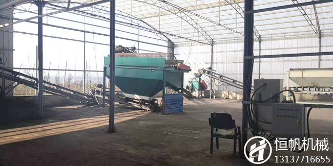 一套雞糞有機(jī)肥設(shè)備多少錢?(圖1) 雞糞有機(jī)肥生產(chǎn)線