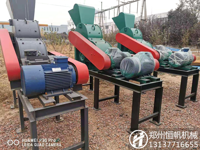 配置一套制作有機肥料設(shè)備生產(chǎn)線需要多少錢?(圖3) 雙級粉碎機